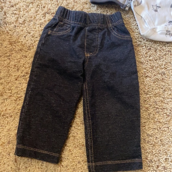 BNWOT/LIKE NEW 3-piece baby boy Carter’s raccoon vest/bodysuit/pants set 12M - Picture 4 of 5